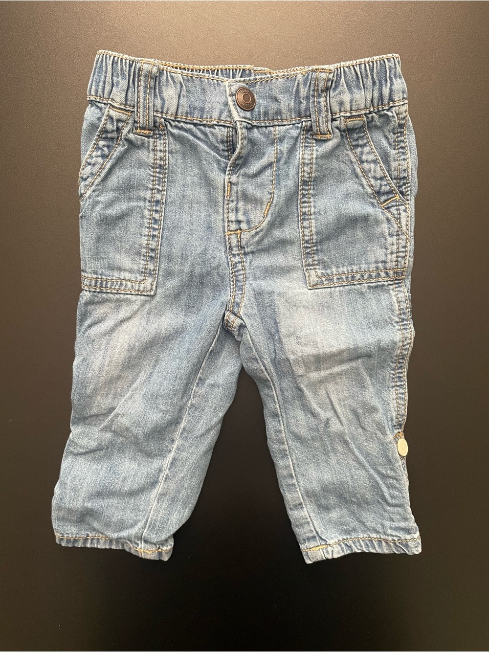 Blue Jeans with snap front and roll up ability. Fits 9 mo. 👖